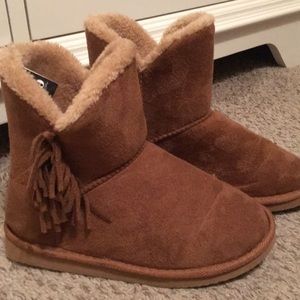 Brown snow boots with fringe from Rue21